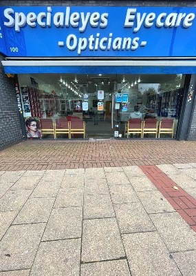 Specialeyes Eyecare optician nhs services Upton Park Green Street